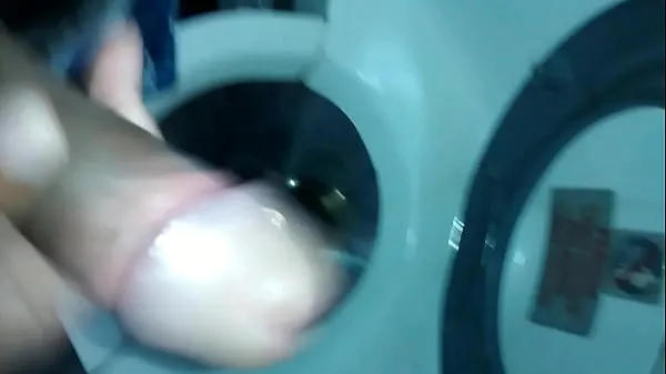 Novi Stick in the toilet of the tour bus topli posnetki