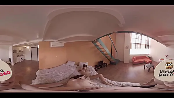 Nuovi VR Porn Hot roommates enjoy their great sex clip caldi