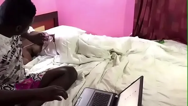 Kingtblak having sex with ladygold masked. Very old video Klip hangat baharu