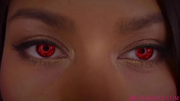 Meana Wolf - Vampire - Requiem for a Slayer Klip hangat baharu