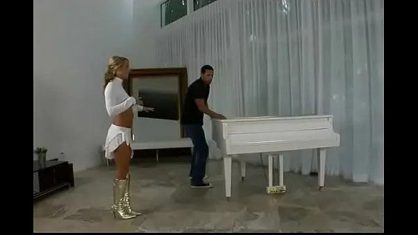 New He comes for the piano but he prefers to bang the sexy owner warm Clips