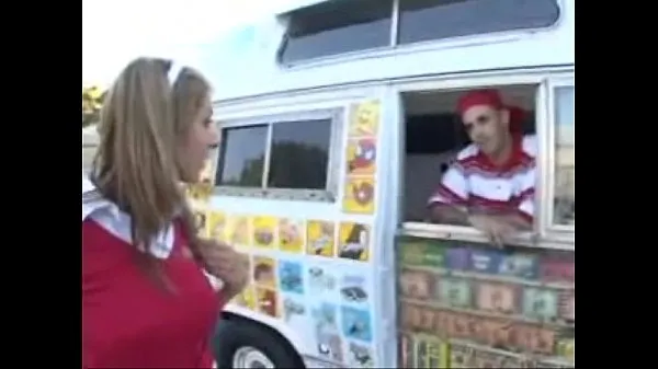 Νέα ice cream truck fuck ζεστά κλιπ