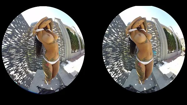 Novi HD compilation of sexy solo european girls teasing in VR video topli posnetki