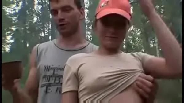 Novi russians camping orgy topli posnetki