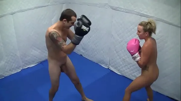 新的Dre Hazel defeats guy in competitive nude boxing match温暖夹子