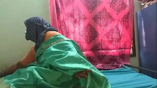 New desi indian horny tamil telugu kannada malayalam hindi cheating wife vanitha wearing saree showing big boobs and shaved pussy press hard boobs press nip rubbing pussy masturbation warm Clips
