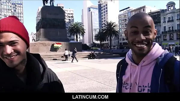 Nové Latino Boy With Tattoos From Buenos Aires Fucks Black Guy From Uruguay teplé klipy