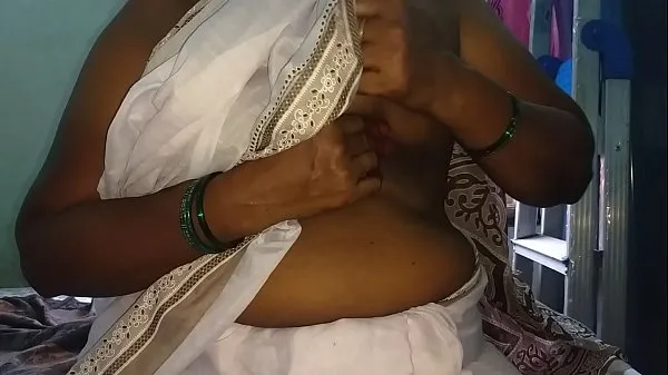 Nuovi south indian desi Mallu sexy vanitha without blouse show big boobs and shaved pussy clip caldi