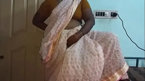 Νέα Indian Hot Mallu Aunty Nude Selfie And Fingering For father in law ζεστά κλιπ