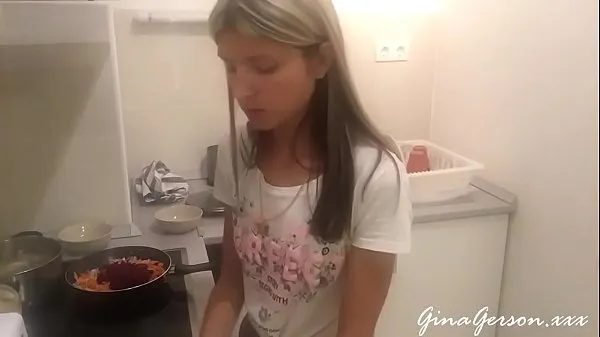 New I'm cooking russian borch again warm Clips