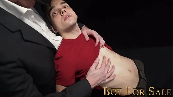Nieuwe BoyForSale - little slave boy whimpers and leaks precum warme clips