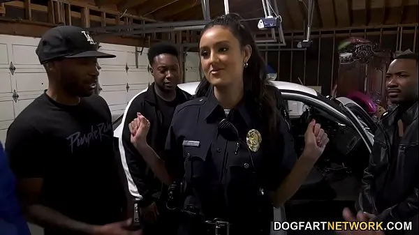 Nya Police Officer Job Is A Suck - Eliza Ibarra varma Clips