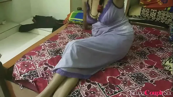 Nye Telugu wife giving blowjob in sexy nighty varme klipp
