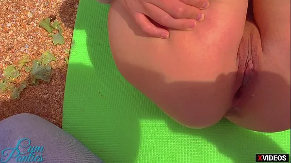 New Stranger cum in my pussy on the beach warm Clips