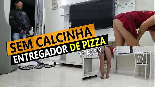 New Cristina Almeida receiving pizza delivery in mini skirt and without panties in quarantine warm Clips