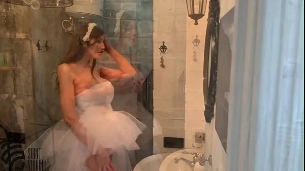 New The bride sucked the best man before the wedding and poured sperm all over her face warm Clips