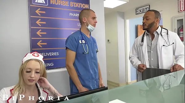 Nowe BiPhoria - Nurse Catches Doctors Fucking Then Joins Inciepłe klipy