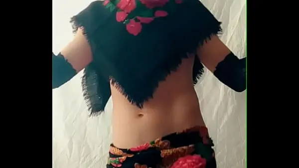 Nieuwe sissy dancing arabic dance warme clips