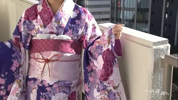 新的Rei Kawashima Introducing a new work of "Kimono", a special category of the popular model collection series because it is a 2013 seijin-shiki! Rei Kawashima appears in a kimono with a lot of charm that is different from the year-end and New Year温暖夹子