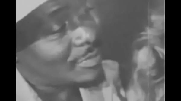 새로운 Old Video BBC Interracial Woman Vintage Delivery 따뜻한 클립