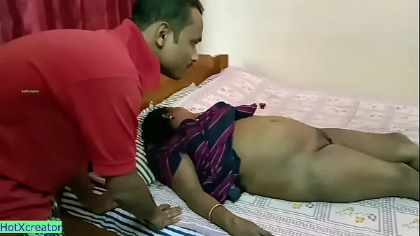 Uusia Indian hot Bhabhi getting fucked by thief !! Housewife sex lämmintä klippiä