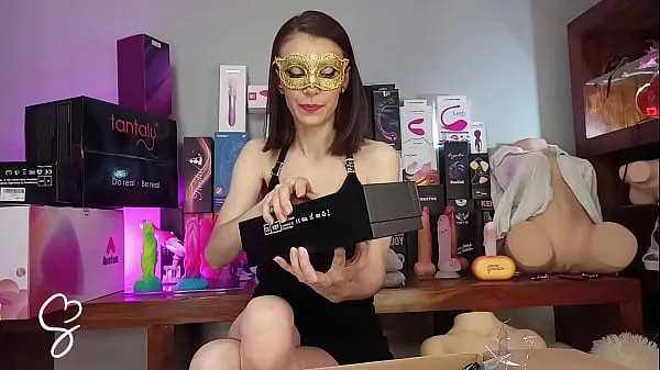 새로운 Sarah Sue Unboxing Mysterious Box of Sex Toys 따뜻한 클립
