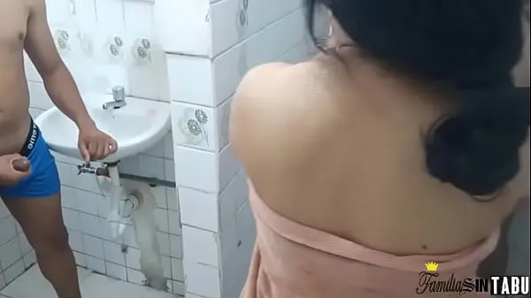 Sexy Fucked By Her Roommate Watching Him Naked In The Bathroom She Offers Her Cock And Eats It With Her Pussy Creampie On Dirty Face Xvideos Clip ấm áp mới