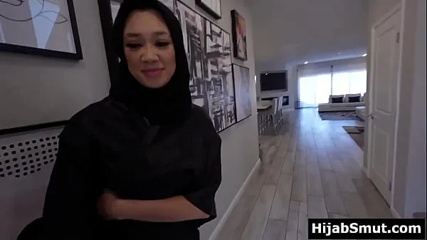 Nieuwe Muslim girl in hijab asks for a sex lesson warme clips