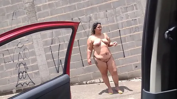 New MARY BUTTERFLY: my husband took me for a drive in the car naked through the streets, I couldn't stand it and went outside to mess with the males warm Clips