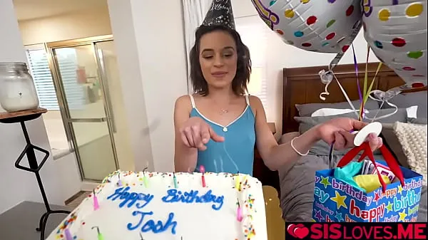 新的Joshua Lewis celebrates birthday with Aria Valencia's delicious pussy温暖夹子