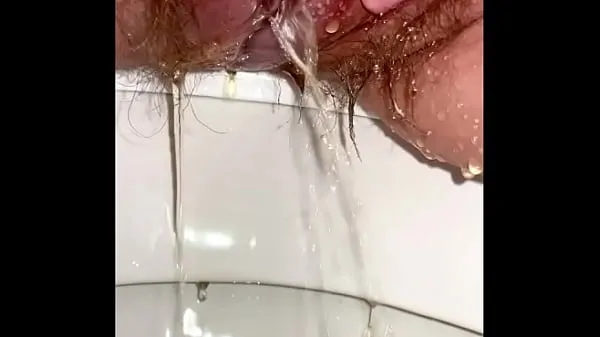 New PEE DIARY. WELCOME TO MY TOILET. A HAIRY PUSSY PEES AND PISS RUNS DOWN HER WHITE THIGHS. YOUNG GIRL PISSED SPLASHING warm Clips