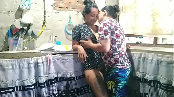 नई Since my husband is not in town, I call my best friend for wild lesbian sex गर्म क्लिप्स